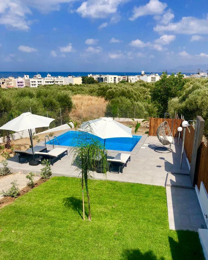 הרסוניסוס Villa Izabela Apartments With Private Pools מראה חיצוני תמונה