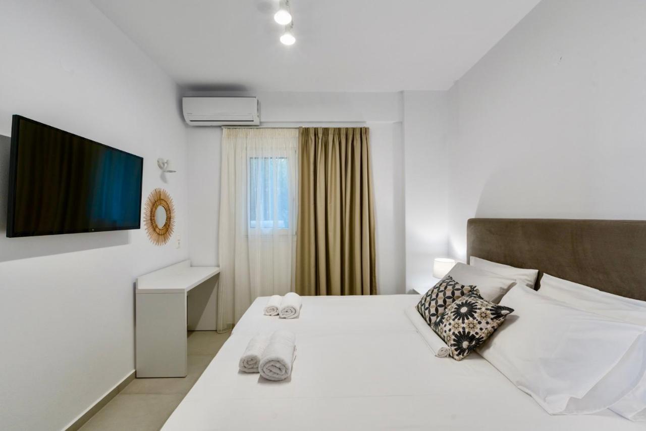 הרסוניסוס Villa Izabela Apartments With Private Pools מראה חיצוני תמונה