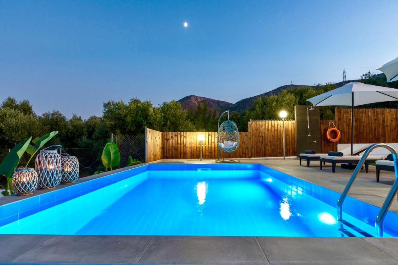 הרסוניסוס Villa Izabela Apartments With Private Pools מראה חיצוני תמונה